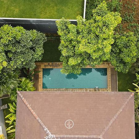 Oyama City View Villa 4 Bedrooms With A Private Swimming Pool باندونج المظهر الخارجي الصورة